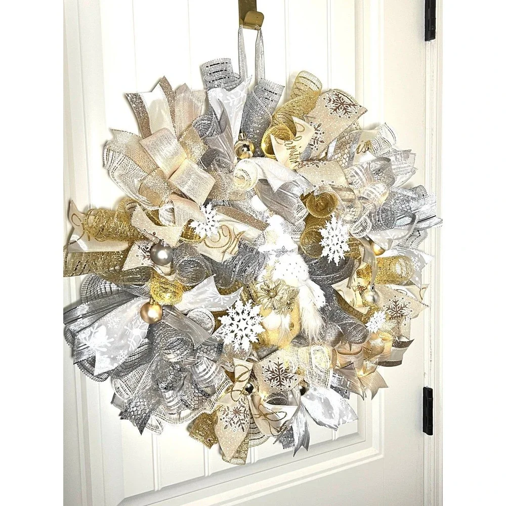 Handmade Christmas Gnome Holiday Ribbon Door Wreath 22 ins W62